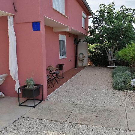 House For Rent Paola Villa Razanac Exterior photo