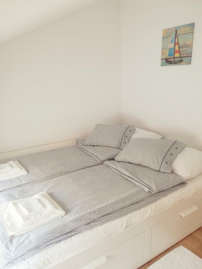 House For Rent Paola Villa Razanac Exterior photo